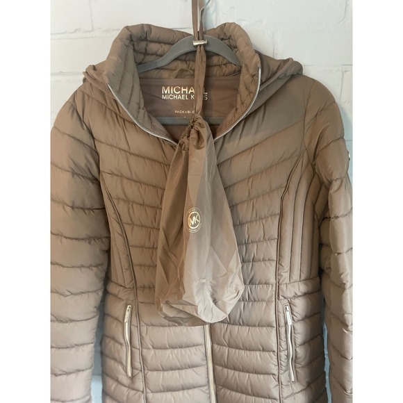 Michael Kors Women's Light Brown Quilted Packable Puffer Coat - Picture 6 of 8